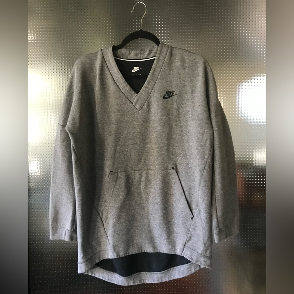 Nike V Neck Pullover Sweatshirt